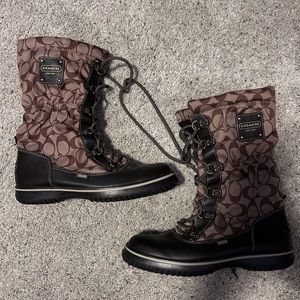 Coach Shaina Brown Boots Women’s size 8.